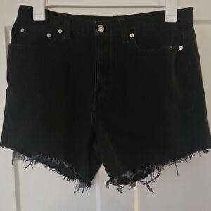 LONDONJEAN Black Frayed Jean Shorts